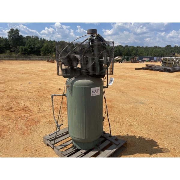 CHAMPION VR5-8  Air Compressor