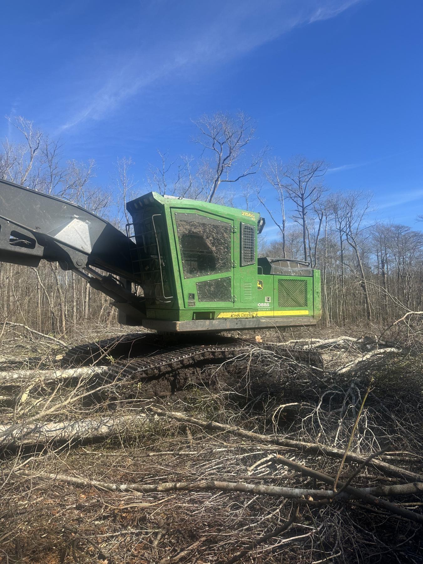 2022 JOHN DEERE 2156G TRACK Log Loader - J.M. Wood Auction Company, Inc.