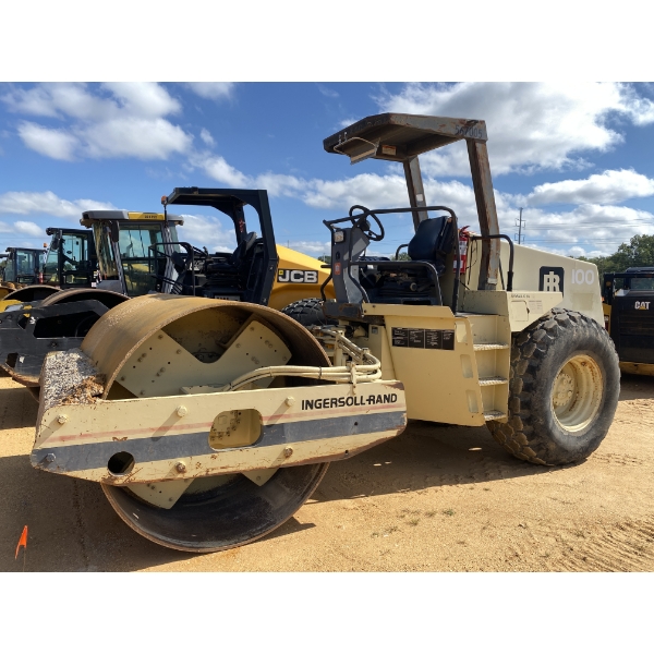 1995 INGERSOLL RAND SD100D Roller
