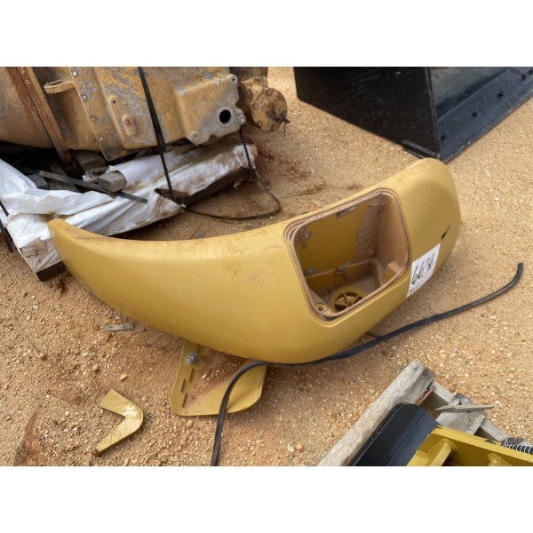 CAT EQUIPMENT FENDER