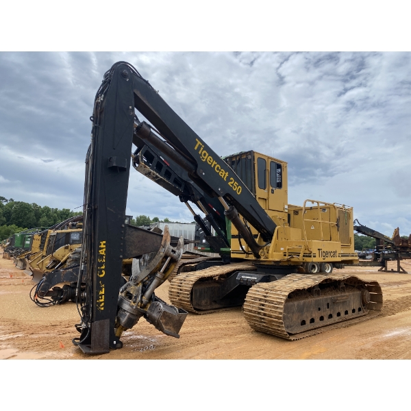 2006 TIGERCAT T250 TRACK Log Loader
