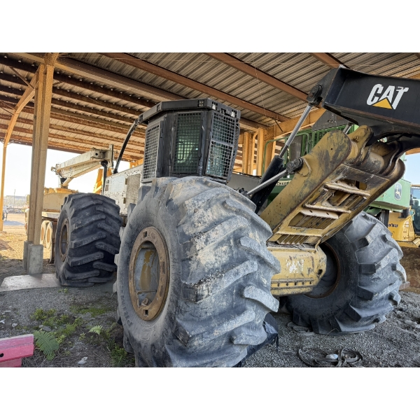 2016 CAT 545D Skidder