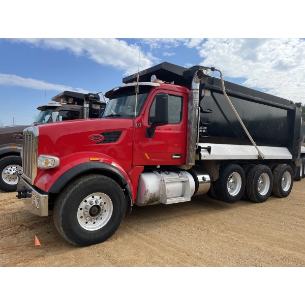 2019 PETERBILT 567 Dump Truck