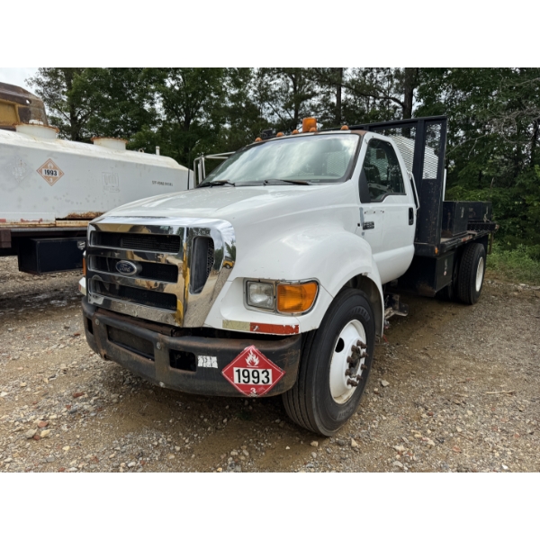 2005 FORD F650 Fuel / Lube Truck