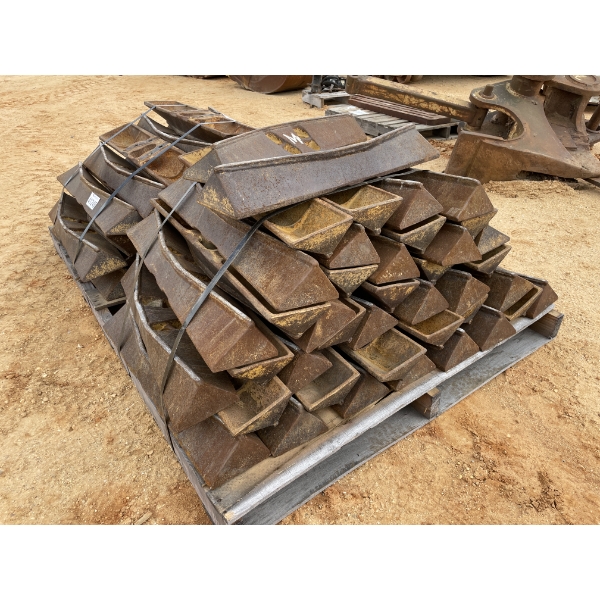 PYRAMID TRACK PADS - J.M. Wood Auction Company, Inc.
