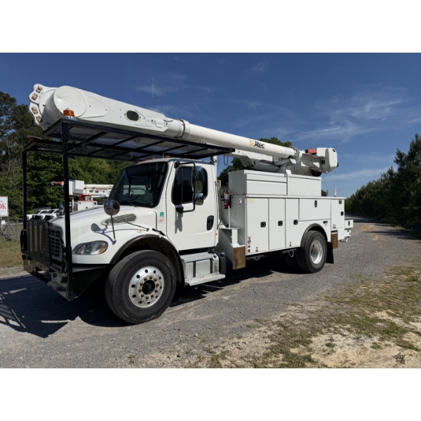 2019 FREIGHTLINER M2 Bucket Truck
