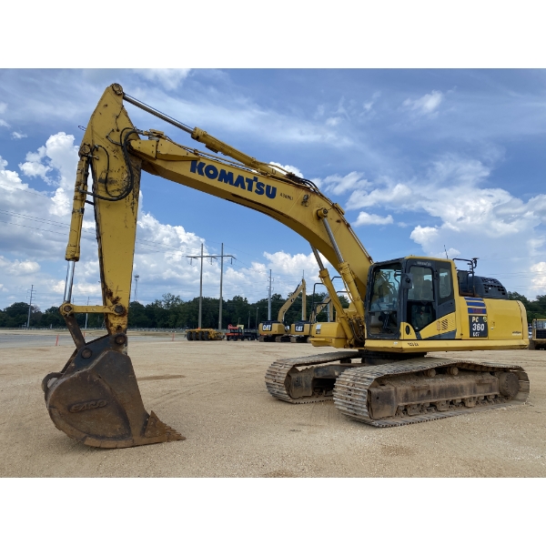 2017 KOMATSU PC360LCi-11 Excavator