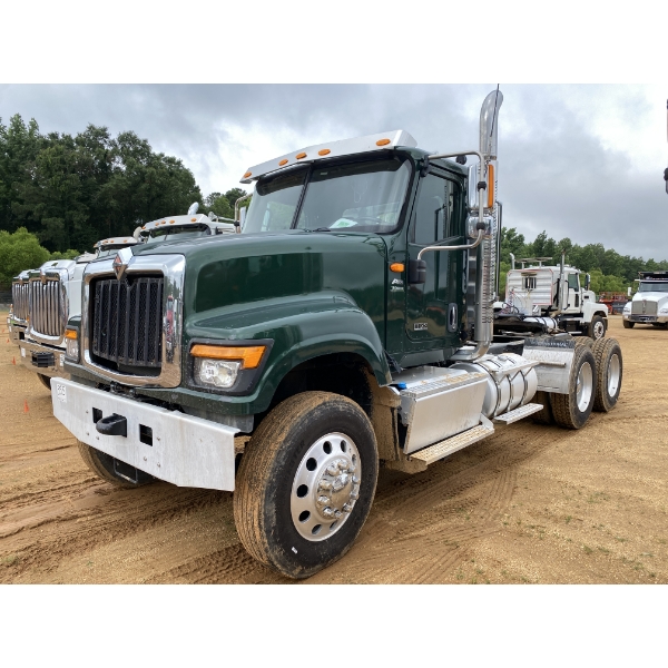 2021 INTERNATIONAL HX515 Day Cab Truck