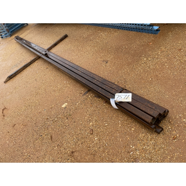 STEEL TUBE 3/16" X 2-1/2" X 1-1/2" X 24', VARIOUS LENGTHS (13)