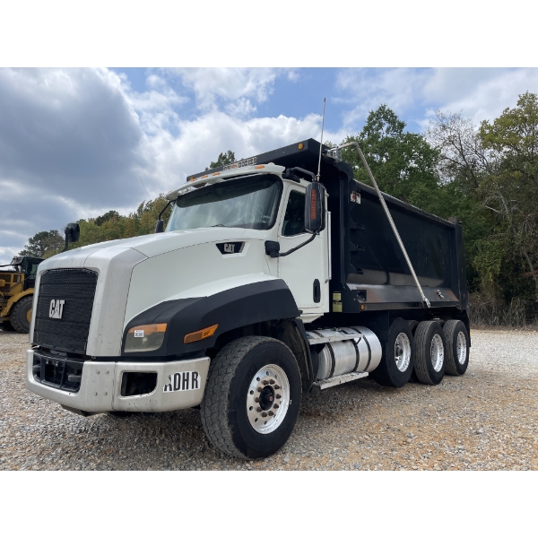 2016 CAT CT660S Dump Truck
