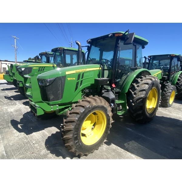 2019 JOHN DEERE 5100M Farm Tractor