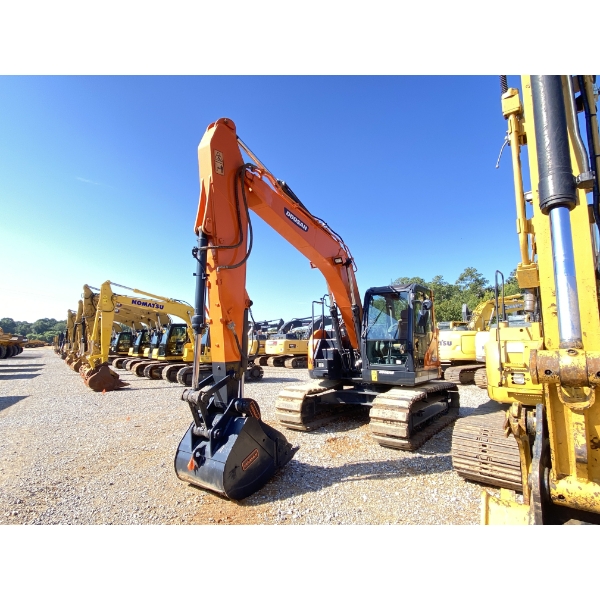 2017 DOOSAN DX140LCR-5 Excavator