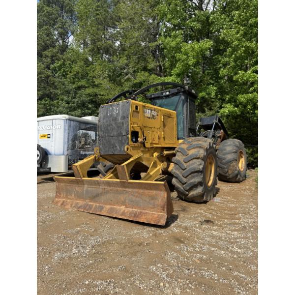 2018 CAT 525D Skidder