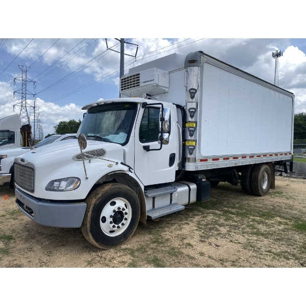 2015 FREIGHTLINER M2 Box Truck