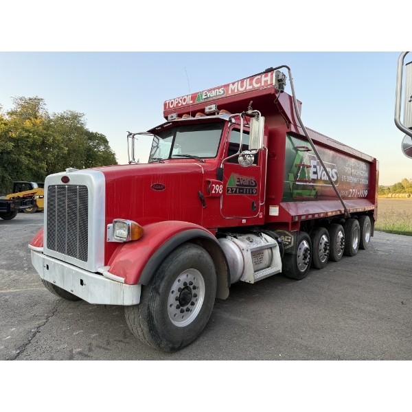 2014 PETERBILT 365 Dump Truck
