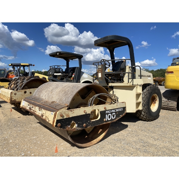 1999 INGERSOLL RAND SD-100D Roller