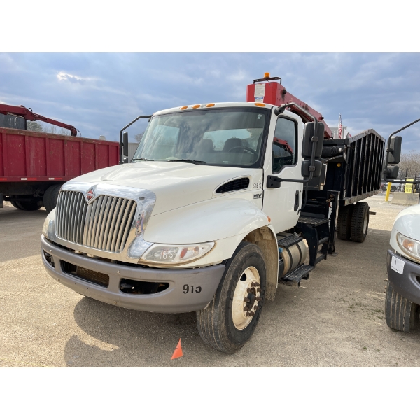 2021 INTERNATIONAL MV607 Grapple Truck