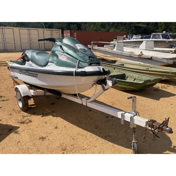 2001 YAMAHA XL700 WAVERUNNER Boat