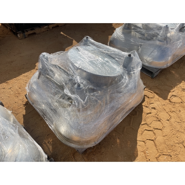 WAREHOUSE LIGHT FIXTURE