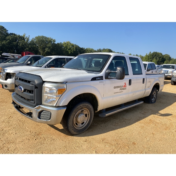 2011 FORD F250 XL Pickup Truck
