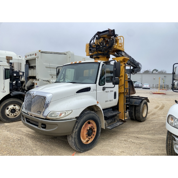 2007 INTERNATIONAL 4200 Grapple Truck