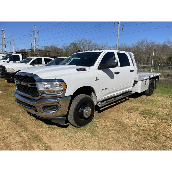 2019 RAM 3500 HEAVY DUTY Flatbed Truck