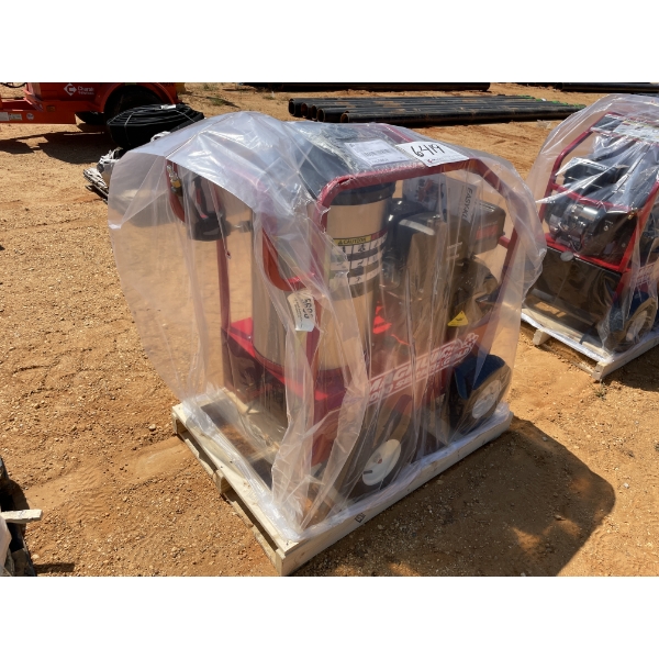 2025 MAGNUM GS18 Pressure Washer