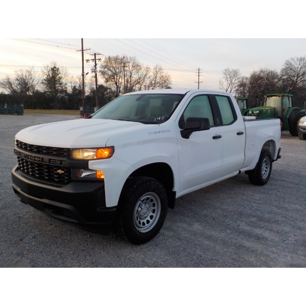 2021 CHEVROLET SILVERADO Pickup Truck