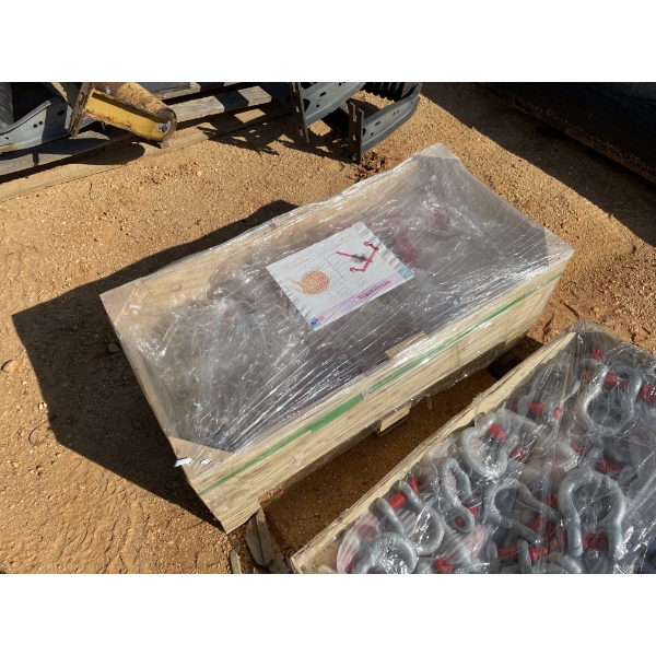 (5) RACHET BINDERS, (10) 3/8" CHAIN 20FT LONG