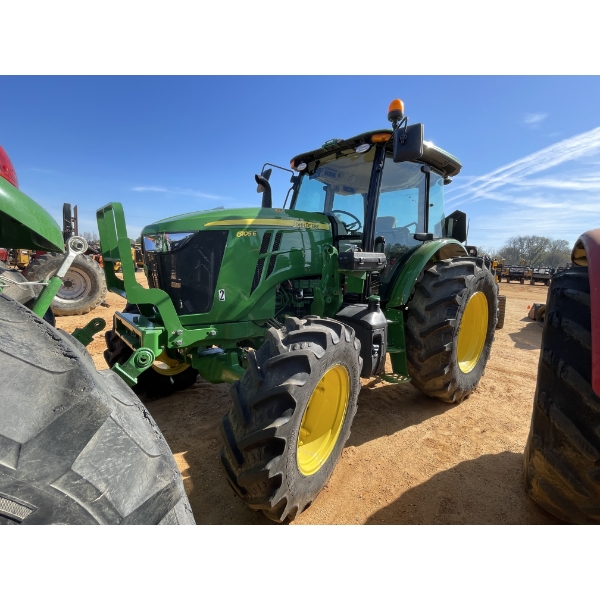 2022 JOHN DEERE 6105E Farm Tractor