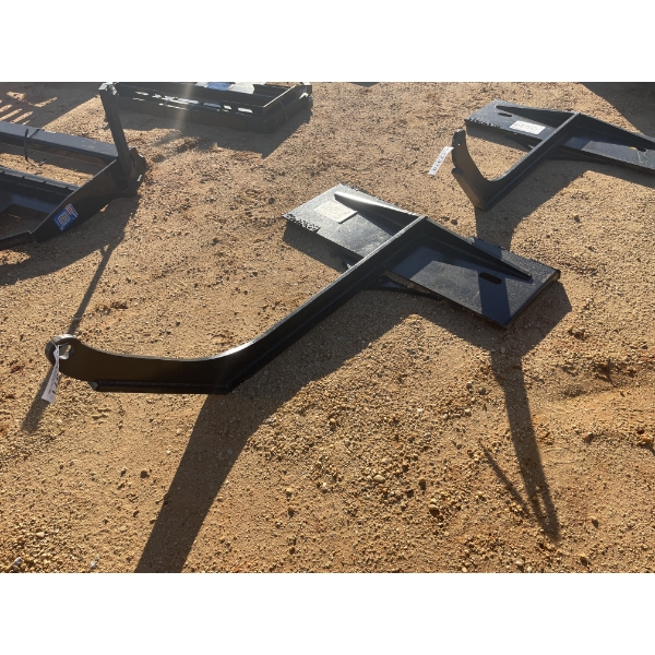 BOOM LIFT ATTACHMENT, fits skid steer loader