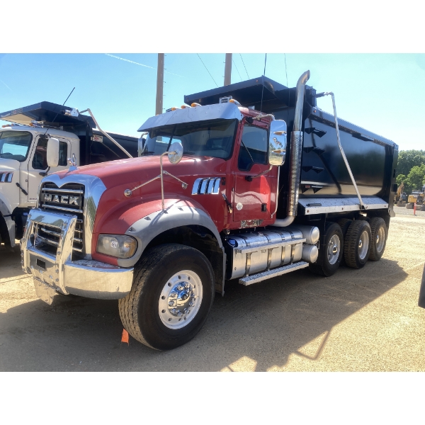 2019 MACK GR64F Dump Truck