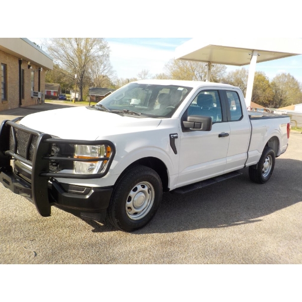2022 FORD F150 XL Pickup Truck