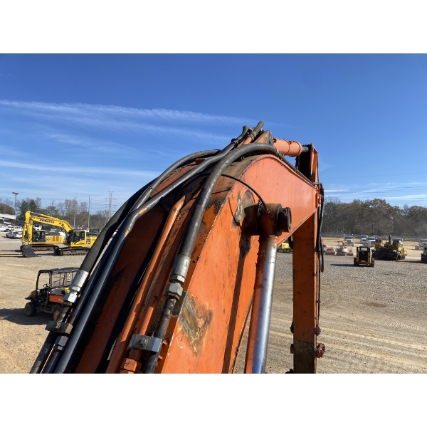本日のみ五万です ZX85USB-5N Compact Excavators - Hitachi Construction Machinery