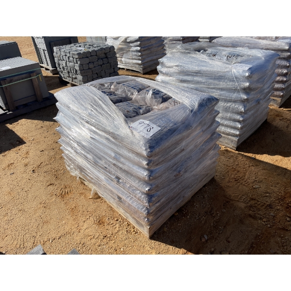 (1) PA BLUE STONE .5CF 14 liters per bag
