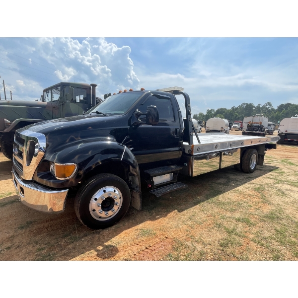2007 FORD F650 Rollback Truck