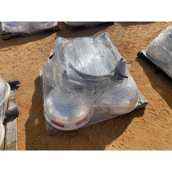 WAREHOUSE LIGHT FIXTURE