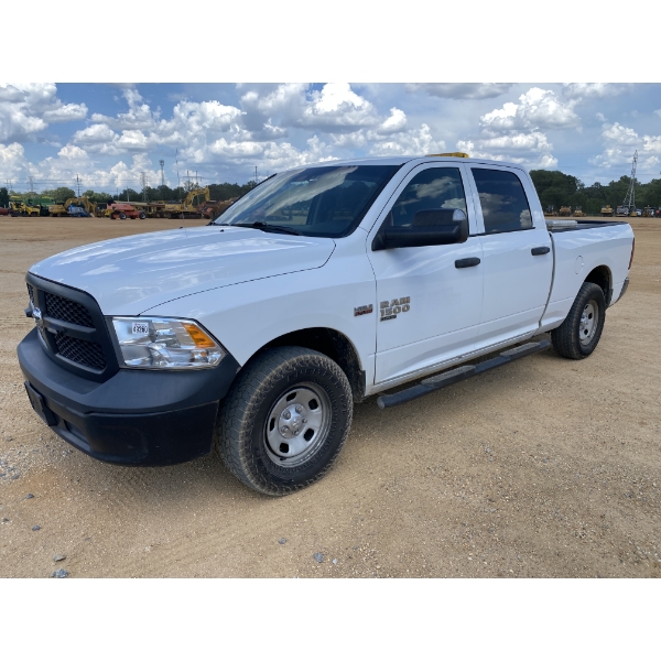 2022 RAM 1500 CLASSIC Pickup Truck