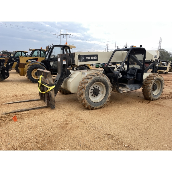 2000 INGERSOLL RAND VR-843 Forklift - Telehandler