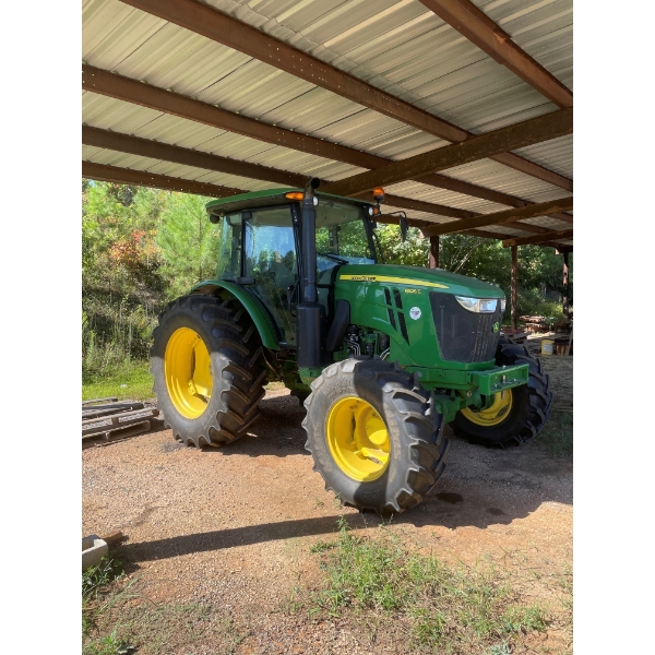 2021 JOHN DEERE 6105E Farm Tractor