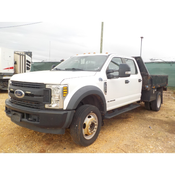 2019 FORD F450 XL Flatbed Truck