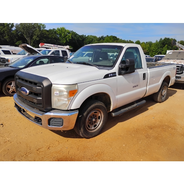 2011 FORD F250 XL Pickup Truck