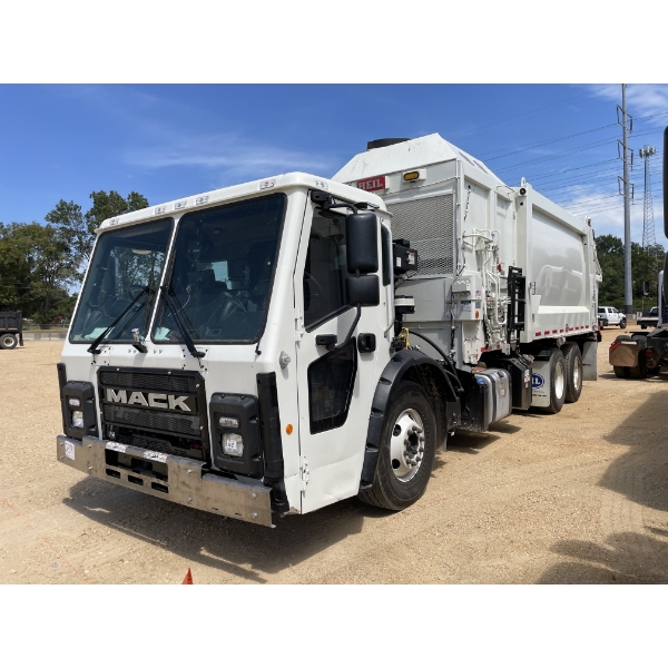 2024 MACK LR64 Garbage / Sanitation Truck