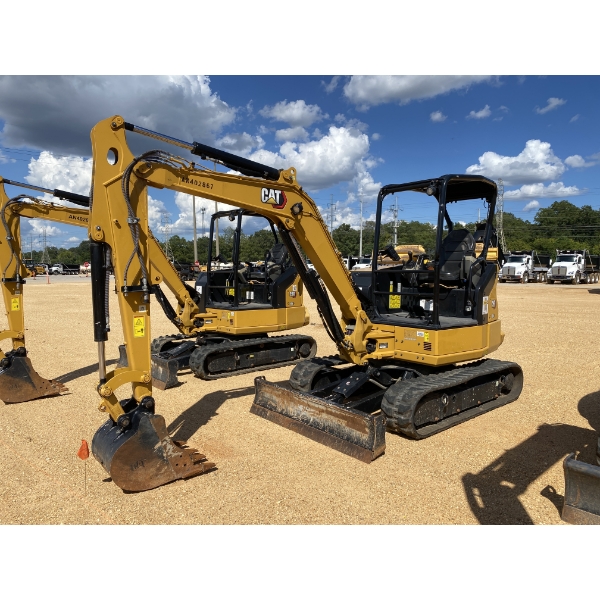 2023 CAT 304 Excavator - Mini