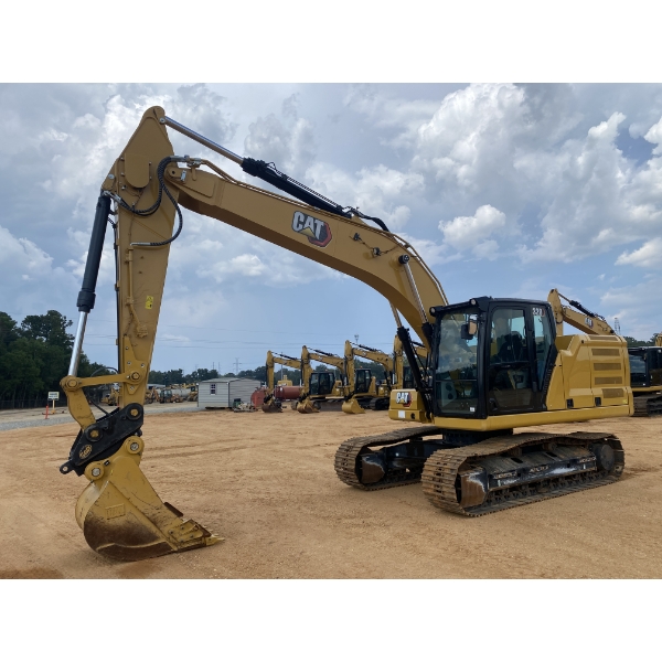 2023 CAT 320 Excavator
