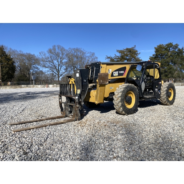 2019 CAT TL1055D Forklift - Telehandler