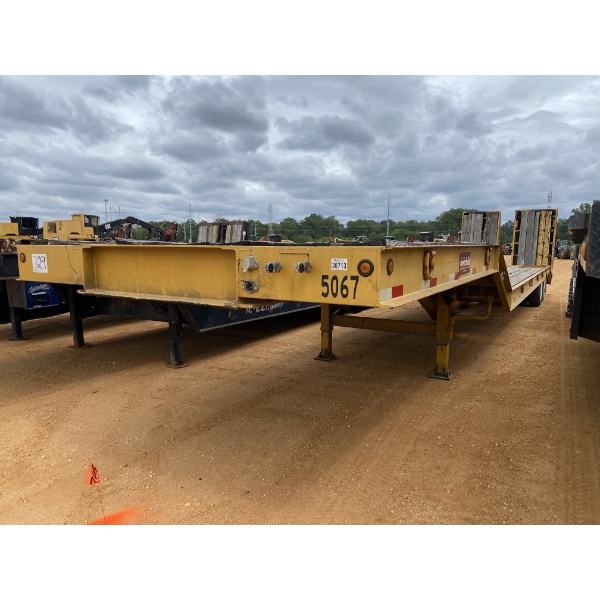 2016 OVERBILT  Lowboy Trailer