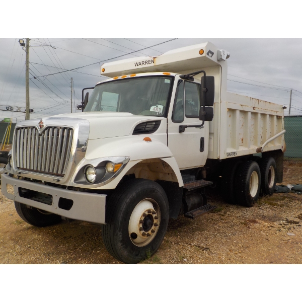 2014 INTERNATIONAL WORKSTAR 7400 Dump Truck