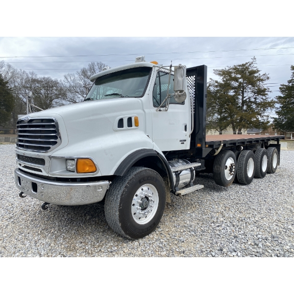 2007 STERLING L9500 Flatbed Truck