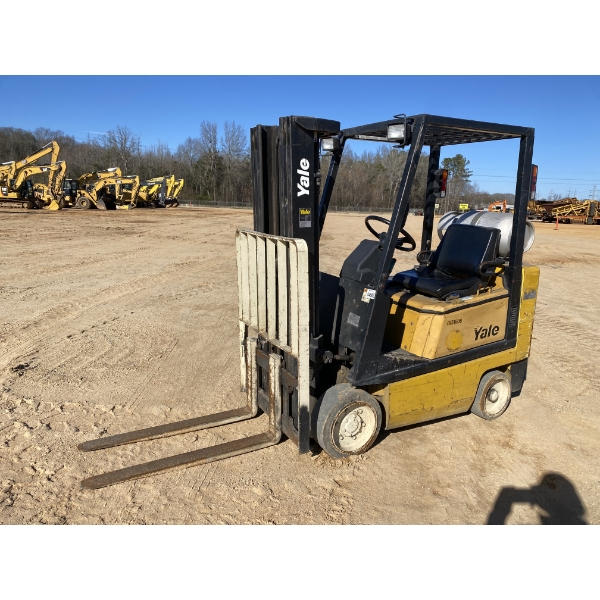 YALE GLC040 Forklift - Mast